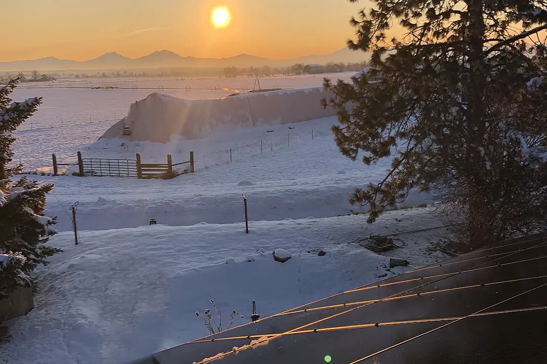 Do Solar Panels Work In Cold Weather?